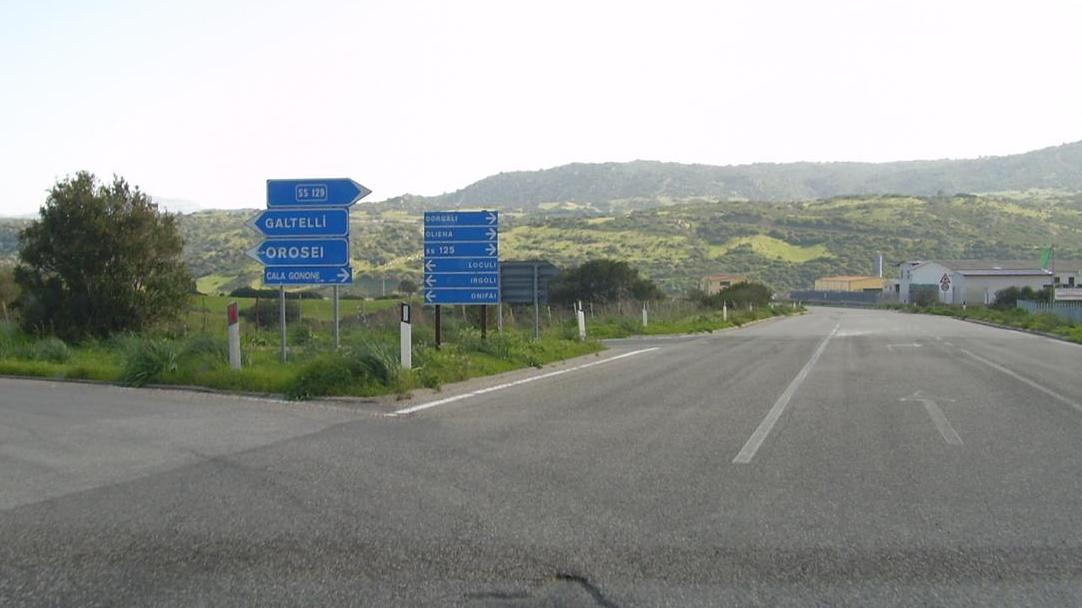 Il bivio di Lula all'imbocco della ss 131 dcn