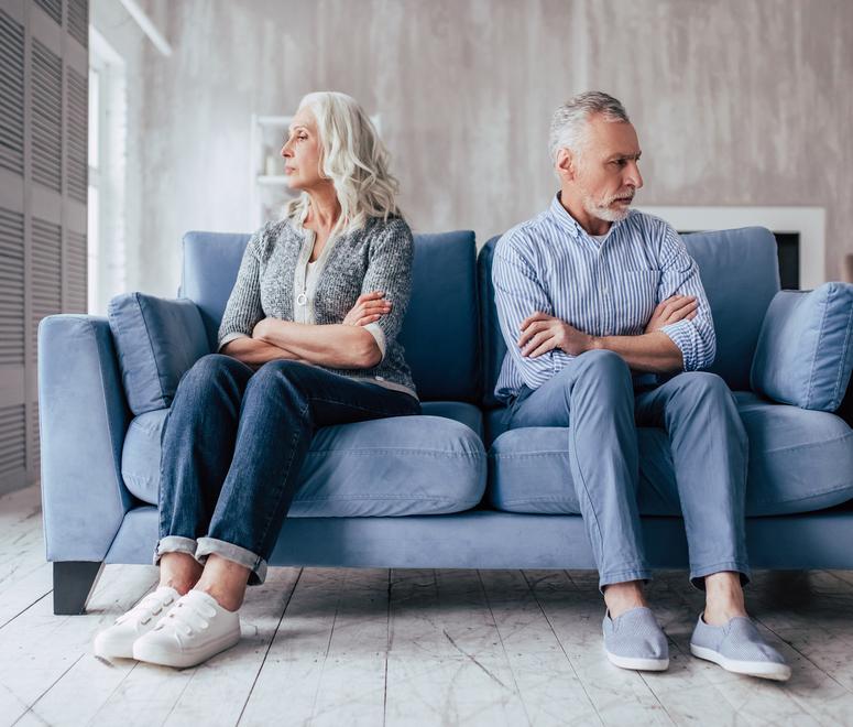 Sempre più sessantenni si lasciano: sardi primi in Italia per i divorzi