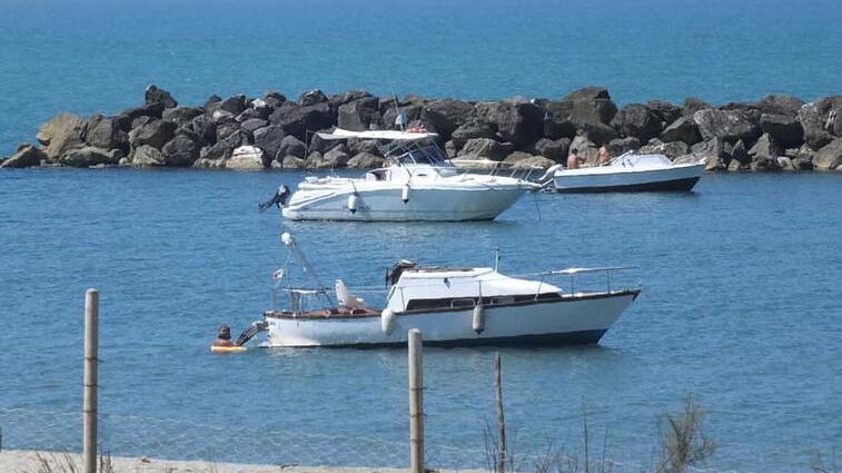 Nella foto d’archivio barche al Gombo