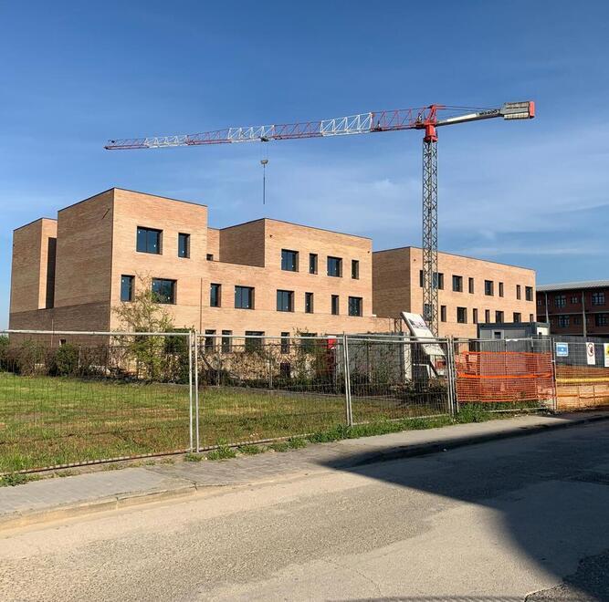 L’edificio scolastico in costruzione che ospiterà il nuovo liceo Montale a Pontedera