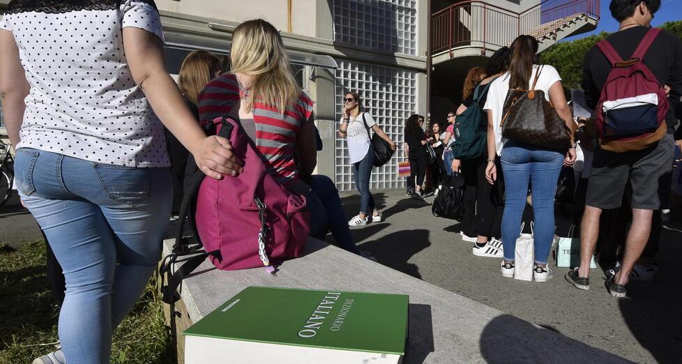 Un momento dell’esame di maturità (foto Bf)