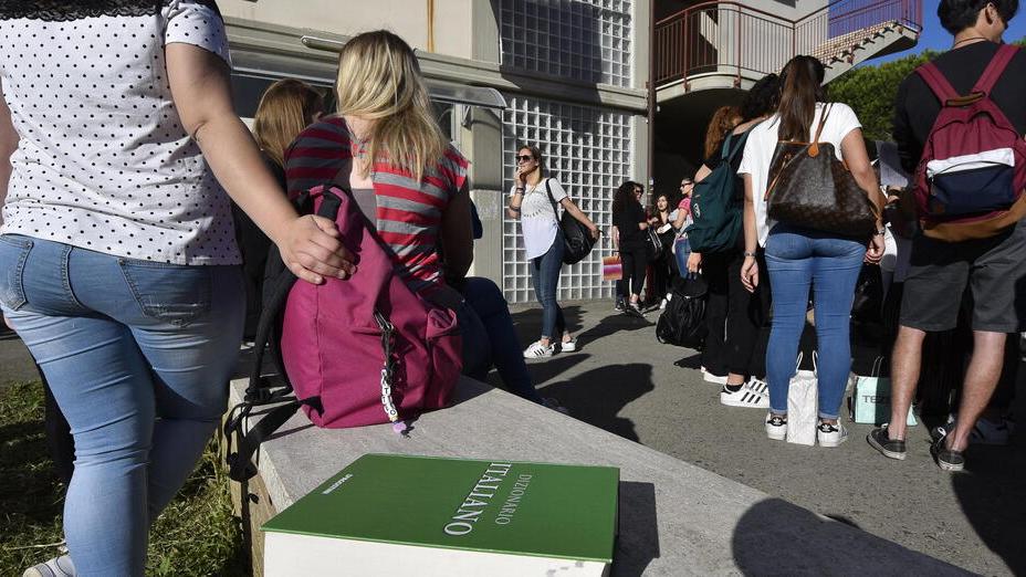 Un momento dell’esame di maturità (foto Bf)