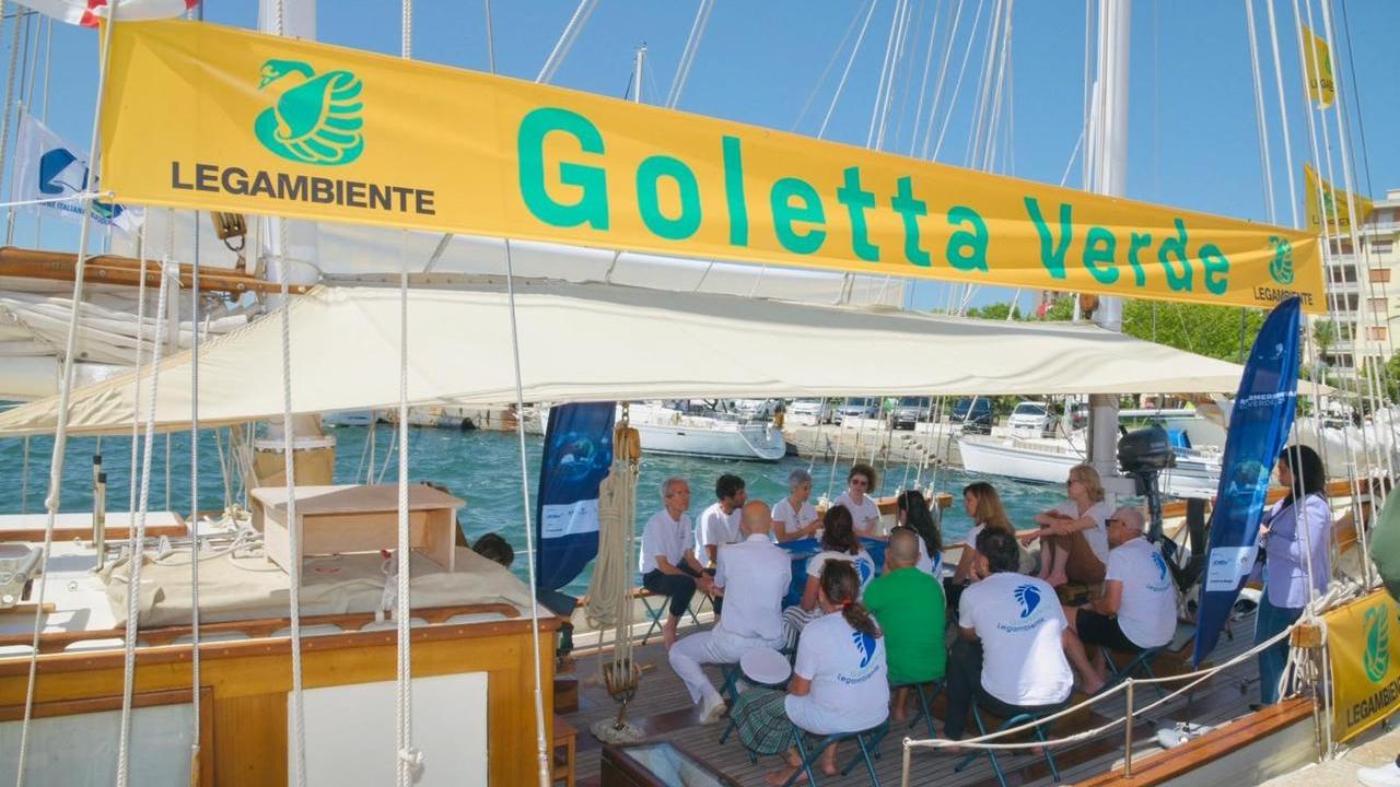 Goletta verde a Olbia: «Promosso il mare della Sardegna»