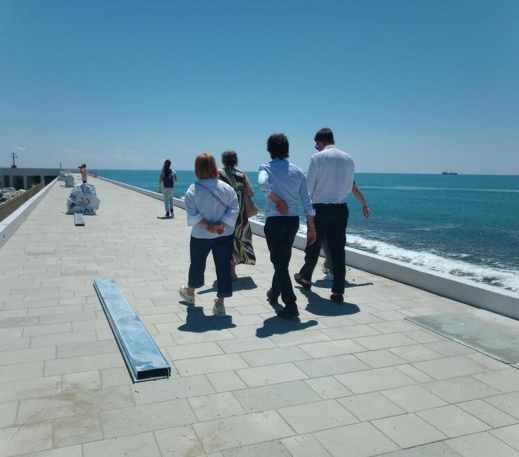 Marina di Carrara, nuova passeggiata del porto: quei due chilometri di grande bellezza