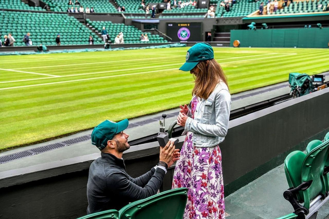 La proposta di matrimonio di Gabriele finisce in mondovisione a Wimbledon