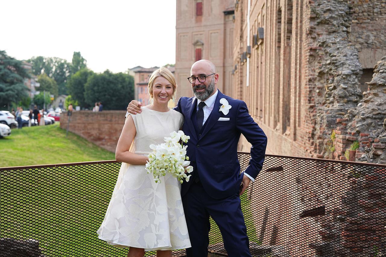 Il dolce sì di Carlotta e Matteo nei giardini della Rocca