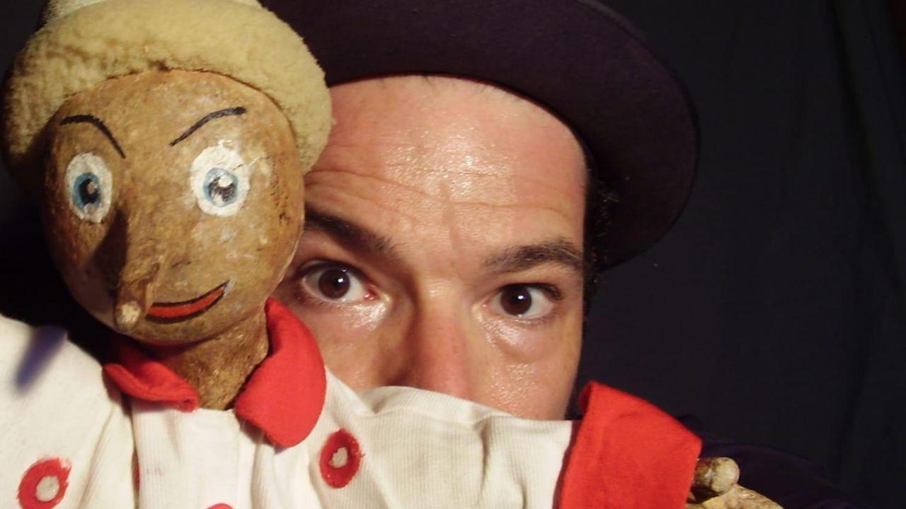 Livorno, un prato, un telo e i bimbi: in scena "Pinocchio, l’avventura"