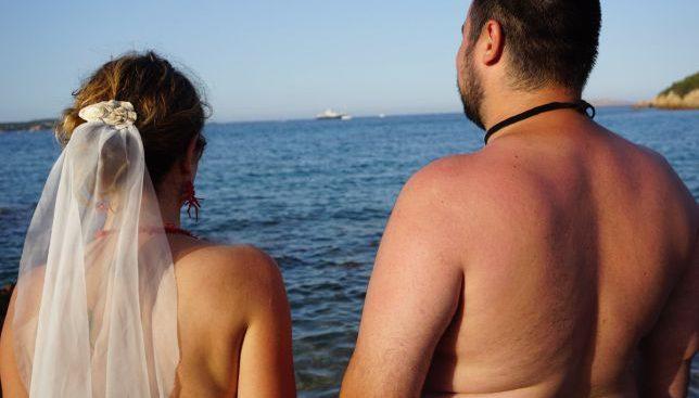 Ecco dove si celebrerà il primo matrimonio nudista in Sardegna