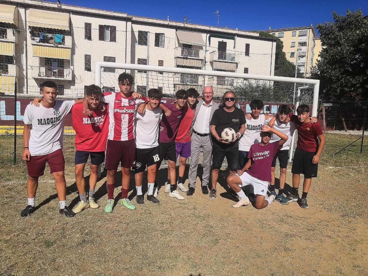 
	La foto di gruppo con il sindaco Salvetti al centro

