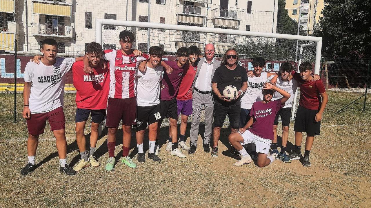 La foto di gruppo con il sindaco Salvetti al centro