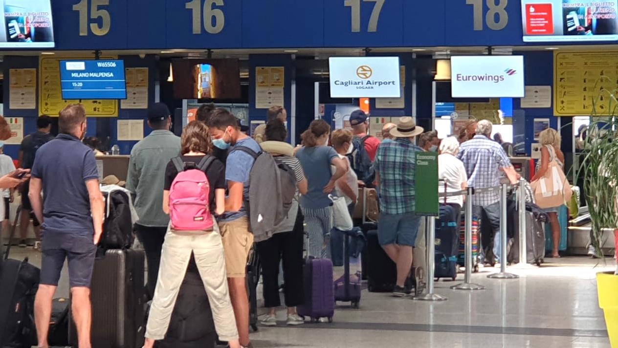 Voli per la Sardegna sempre più cari: ecco quanto costano