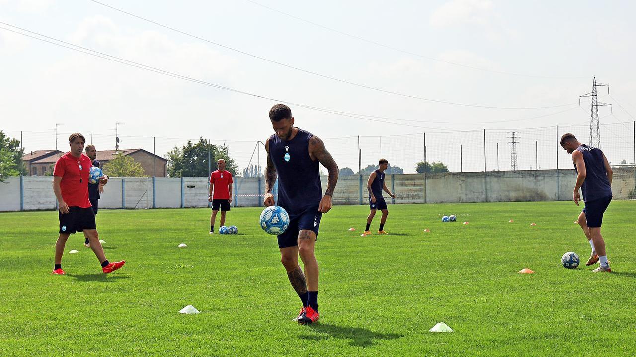Ferrara, giocatori al centro Spal per i primi allenamenti
