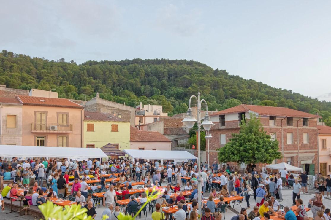 Torna la “Sagra della cipolla dorata”: ospite d’onore Gianfranco Zola