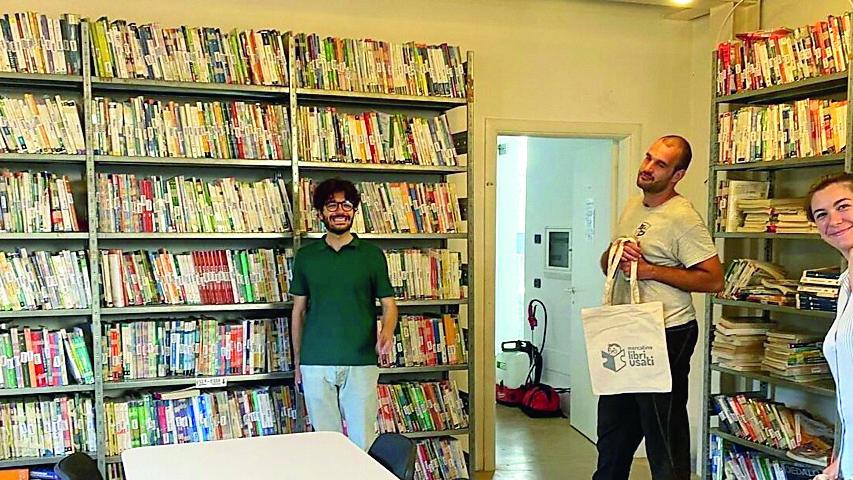 Riapre il mercatino dell’usato di Lucca contro il salasso dei libri di testo