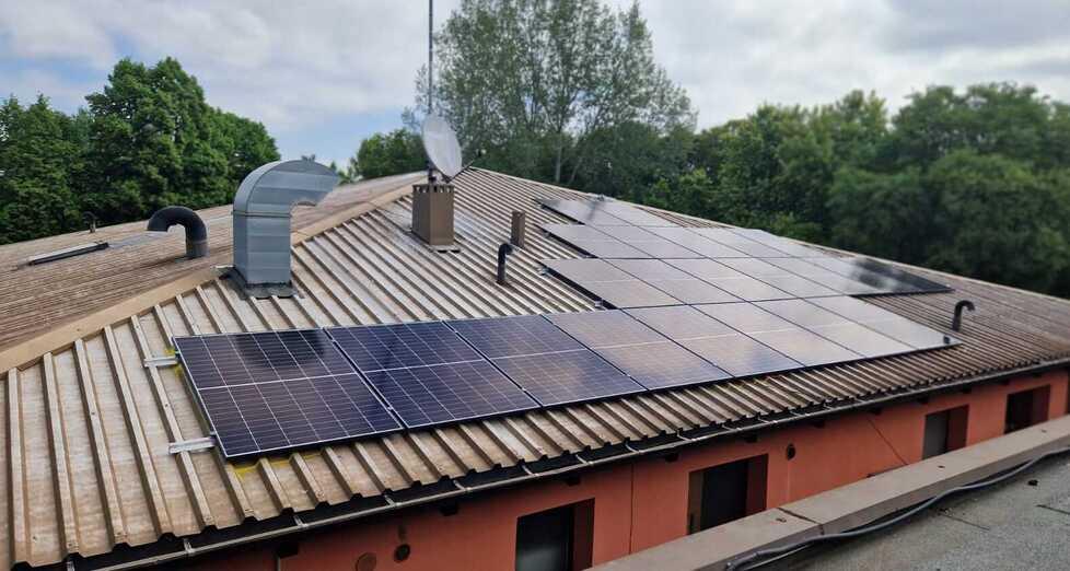 Fotovoltaico installato al circolo Buco Magico di Reggio Emilia: «Consumi dimezzati»