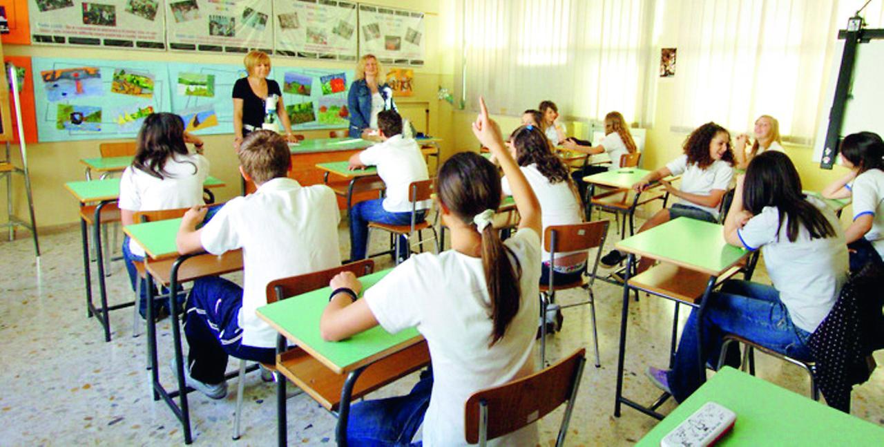 Professori, 24mile richieste per 3mila posti da supplente a Modena