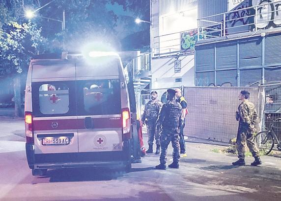 Modena, ennesimo accoltellamento al Novi Sad. L’allarme dei commercianti: «Temiamo che possa andare peggio»