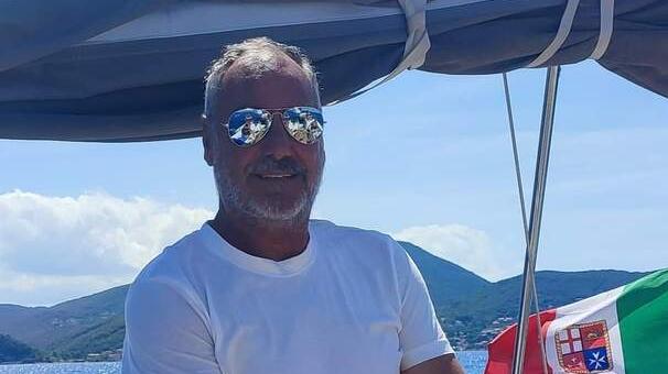 Lutto a Reggio Emilia: «Stefano, non lo meritavi»