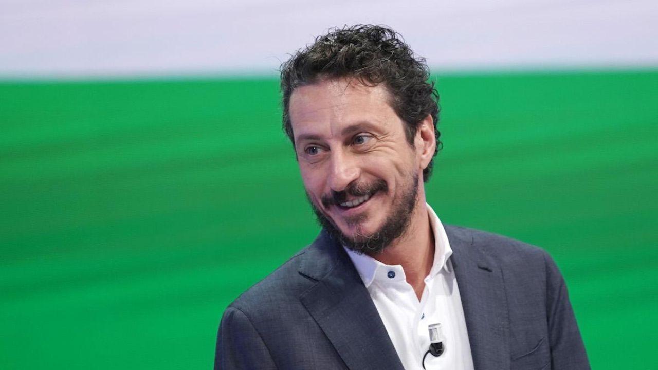 Politici e social, ridici su: Luca Bizzarri show a Livorno