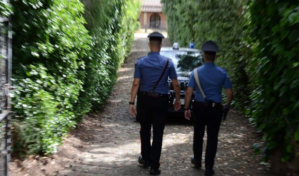 Nonostante il divieto entra in casa dell’ex compagna, 46enne arrestato a Carbonia