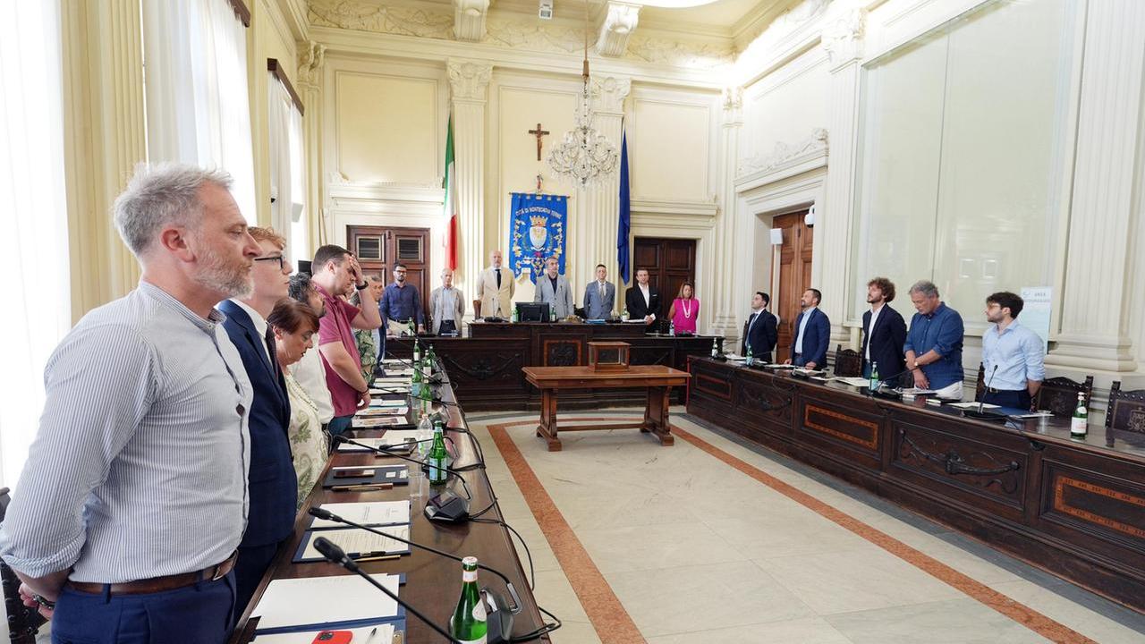 Il nuovo consiglio comunale (foto Nucci)