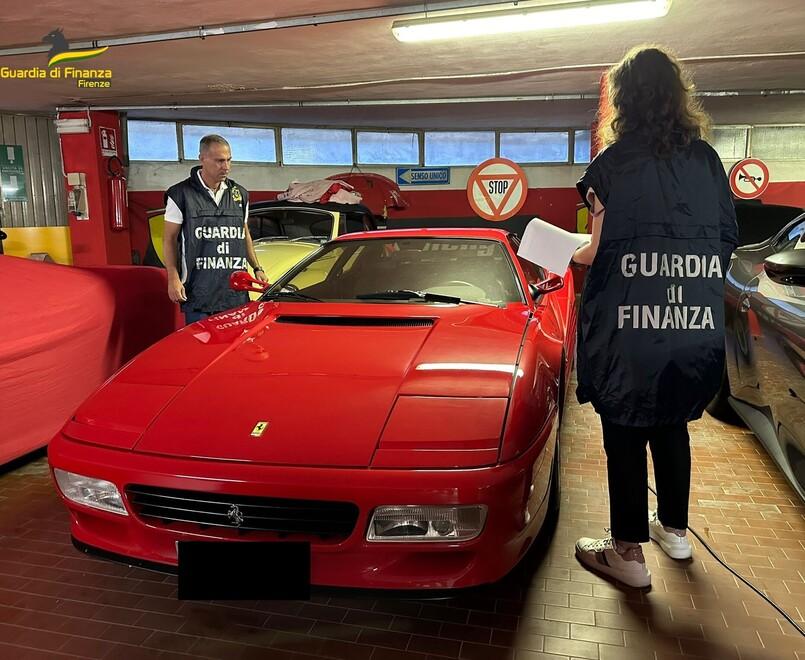 Firenze, riciclaggio nei ristoranti: perquisizioni e sequestri<br>
