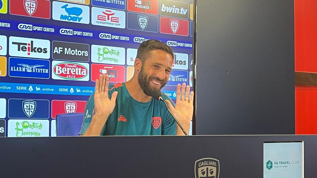 Leonardo Pavoletti: «Amo il Cagliari, stare qui per me è importante e penso di poter dare ancora tanto»