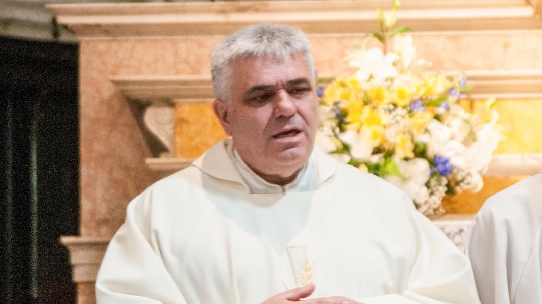 È morto Don Gino Bolognesi, il parroco di Campagnola, Fabbrico e Cognento