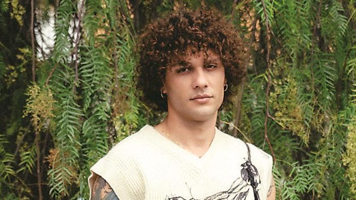 Il nuovo album di Sina: «La musica mi aiuta a guarire e crescere»