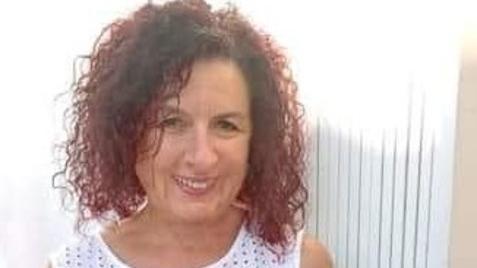 Comacchio, l’ultimo saluto a Marzia Luciani: nei suoi fiori centinaia di ricordi