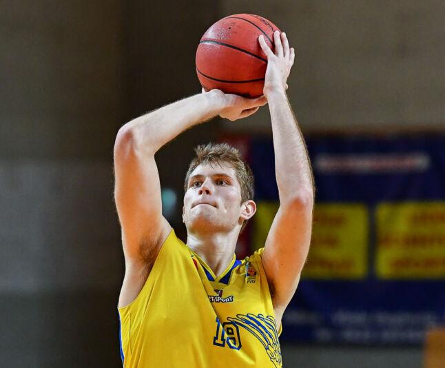 Marco Pieri, triestino classe 2002, è il nuovo lungo del Basket Golfo
