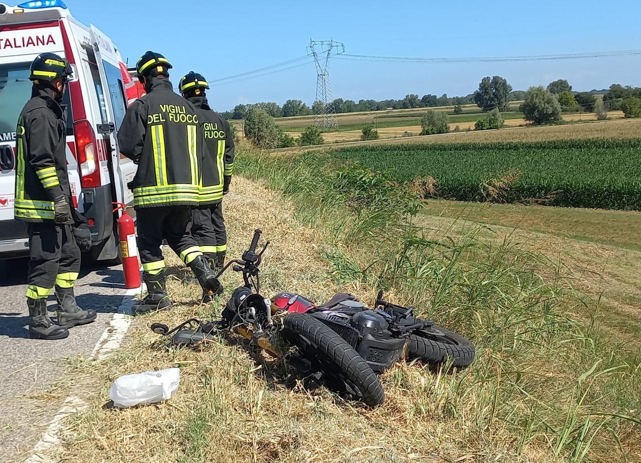 Scontro fra due moto a Luzzara, un 52enne ferito in modo grave