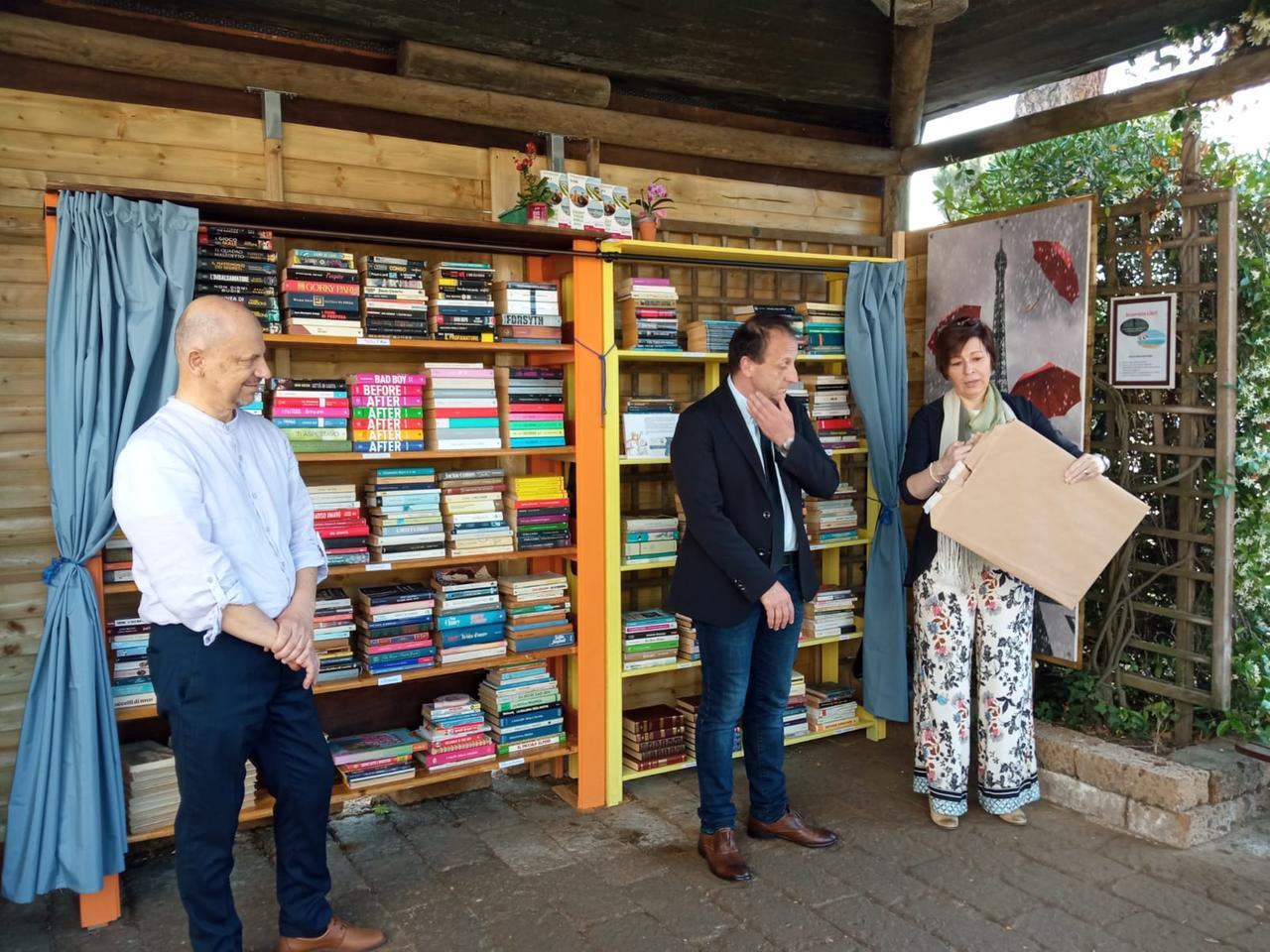 A Lido Spina la cultura si diffonde con lo scambio. Il bookcrossing è già un successo