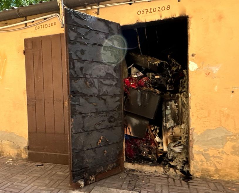 Ferrara, fiamme nella cantina di un appartamento Acer