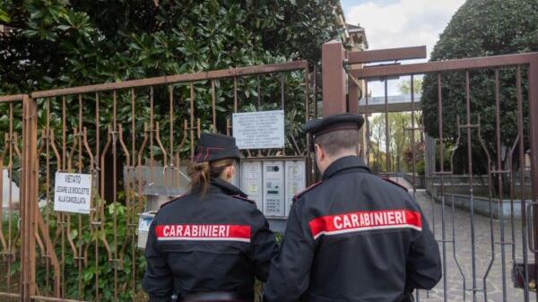 Reggio Calabria, due feti in un armadio: 24enne indagata per duplice infanticidio