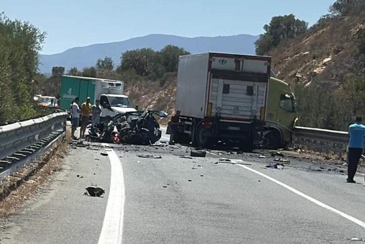 Castiadas, tir contro macchina: muore il 25enne Davide Sapienza, grave l’altro conducente