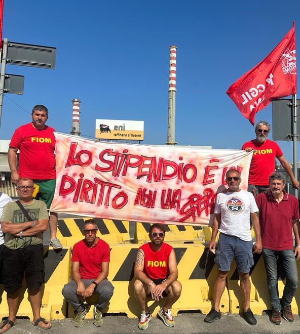 
	Gli operai in protesta

