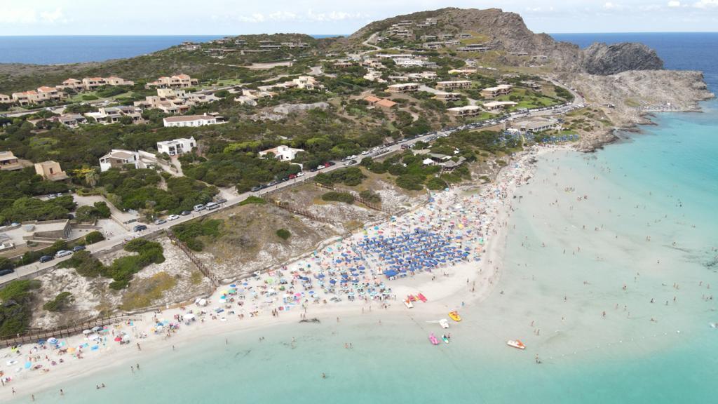 La Pelosa fotografata da un drone