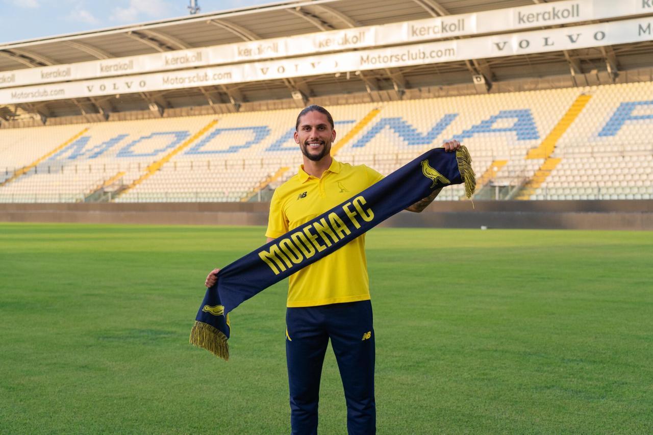 Modena, ecco Pedro Mendes: «Stadio Braglia bellissimo, tifosi e piazza super»