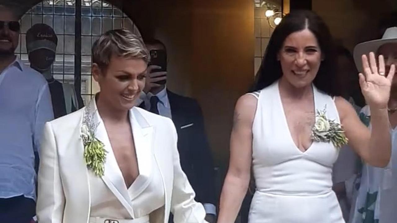 Francesca Pascale e Paola Turci il giorno del matrimonio a Montalcino
