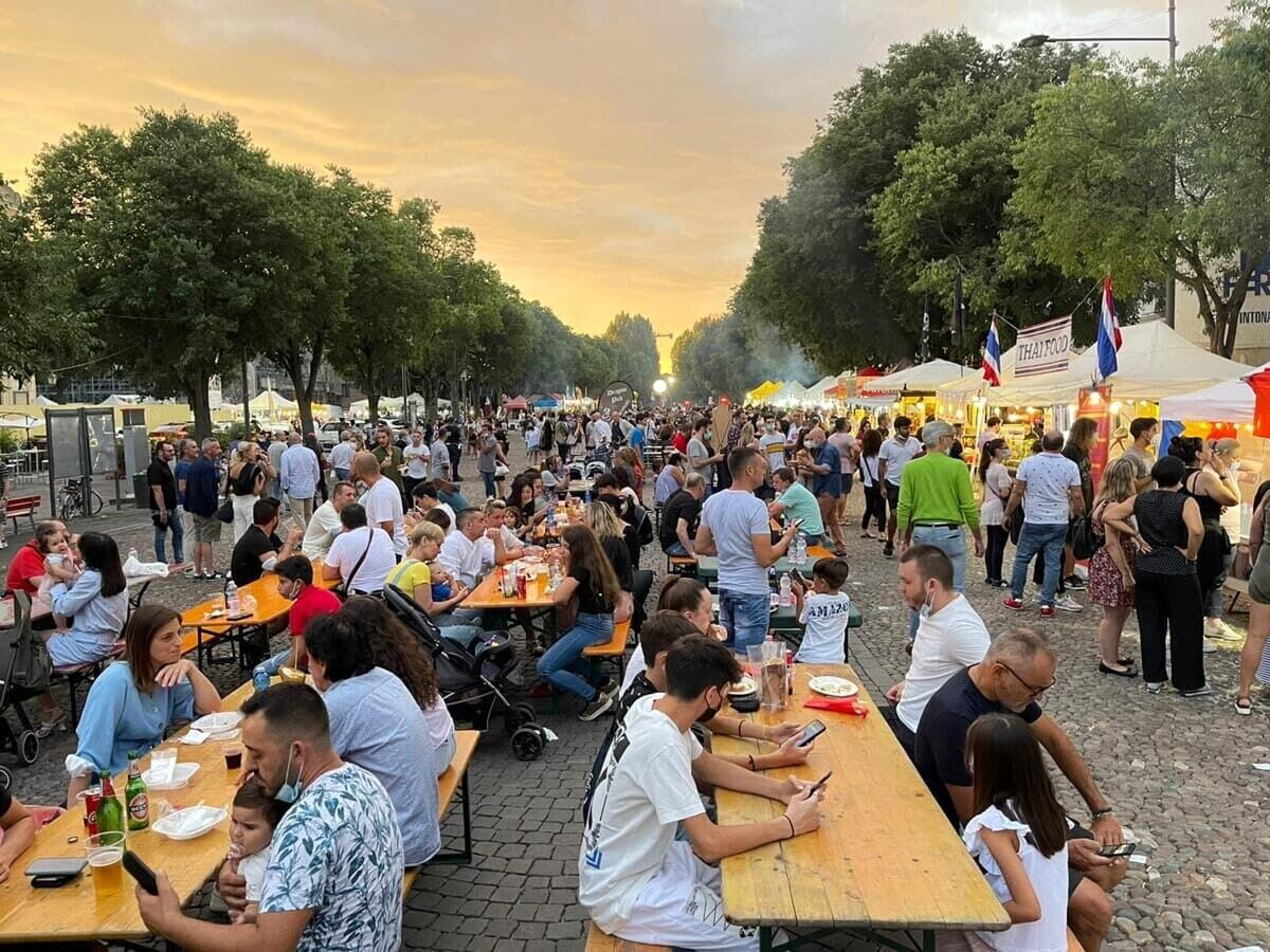 A Mirandola è tempo di Street Food: gran finale con il comico di Zelig Giuseppe Giacobazzi
