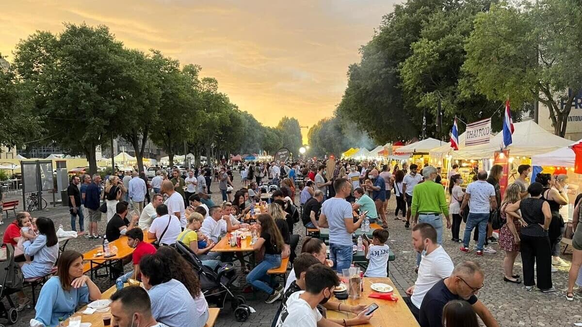A Mirandola è tempo di Street Food: gran finale con il comico di Zelig Giuseppe Giacobazzi