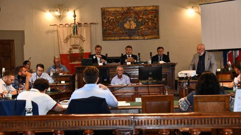 Lucca, allarme pronto soccorso: i rinforzi non bastano<br type="_moz" />