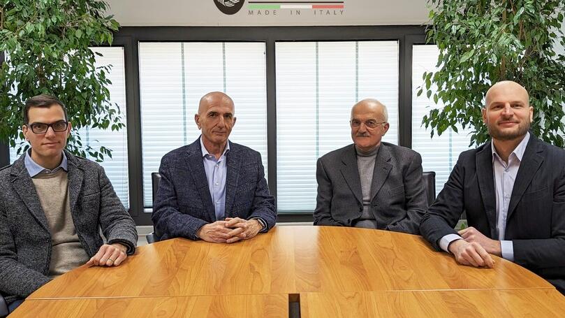 La dirigenza della Sel Spa partner sponsor della Fabo Herons per la prossima
stagione