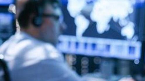 Crash informatico, cosa c’è dietro al caos che ha mandato in tilt aeroporti, banche e media di tutto il mondo: il problema, i tempi e l’esperto