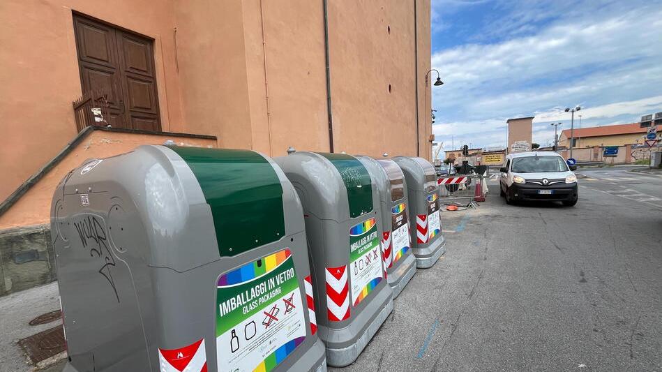 Livorno, cassonetti ancora ad accesso libero: ecco dove saranno chiusi dopo l’estate