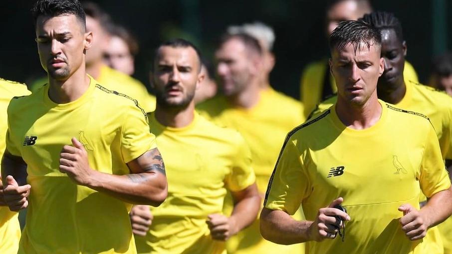 La prima amichevole del “nuovo” Modena: curiosità tra i tifosi per Caldara e Mendes