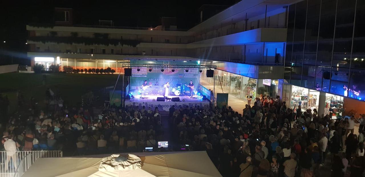
	Il palco di Eliopoli Summer

