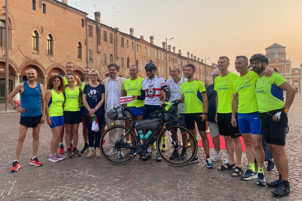 Da Carpi fino a Capo Nord in bicicletta: l'avventura di Michele Iacomino