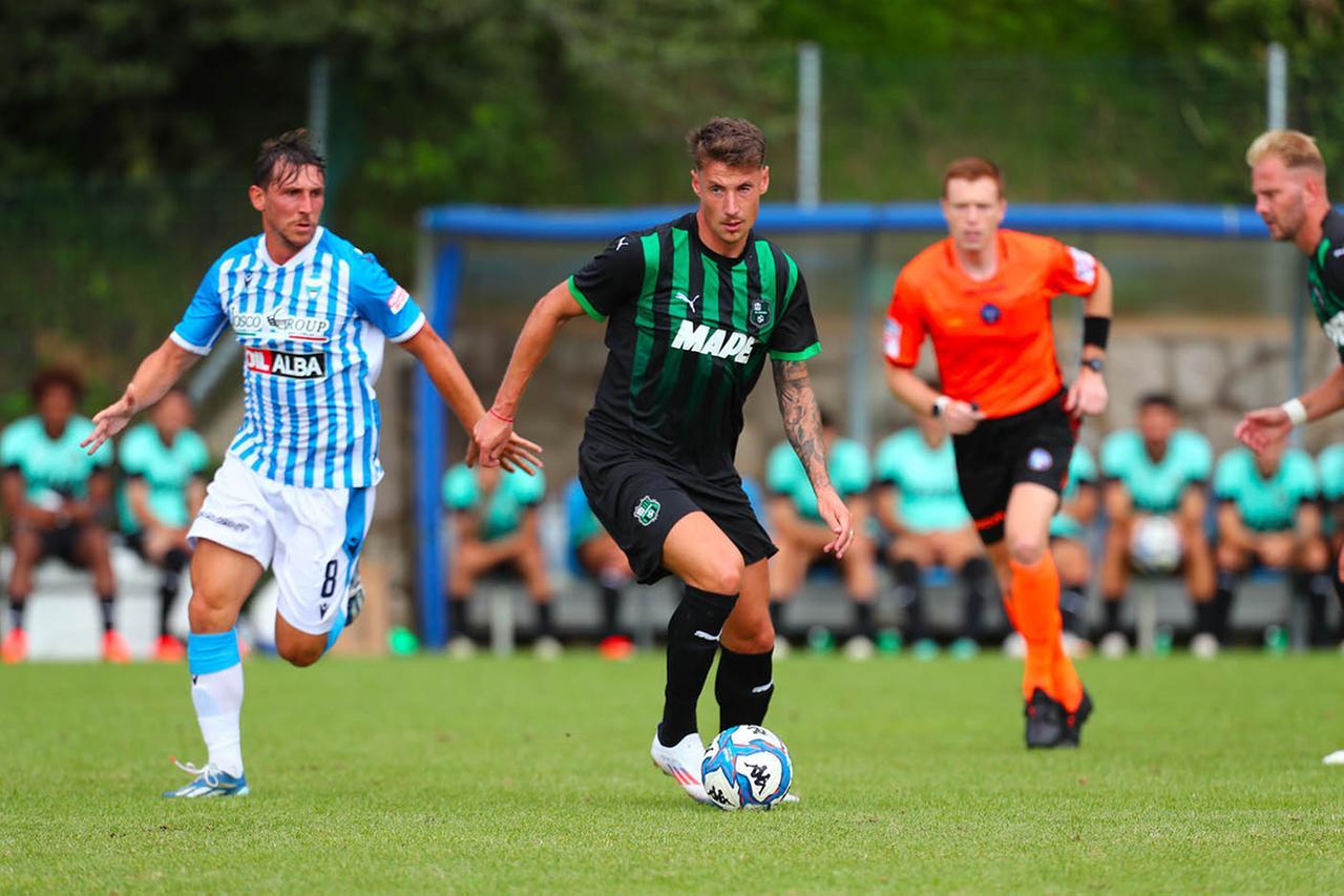 Pinamonti e Mulattieri, il Sassuolo di Grosso batte 2-0 la Spal e abbraccia Caligara